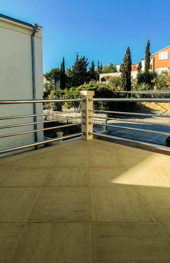 Apartments Karla Rogoznica  Bagian luar foto